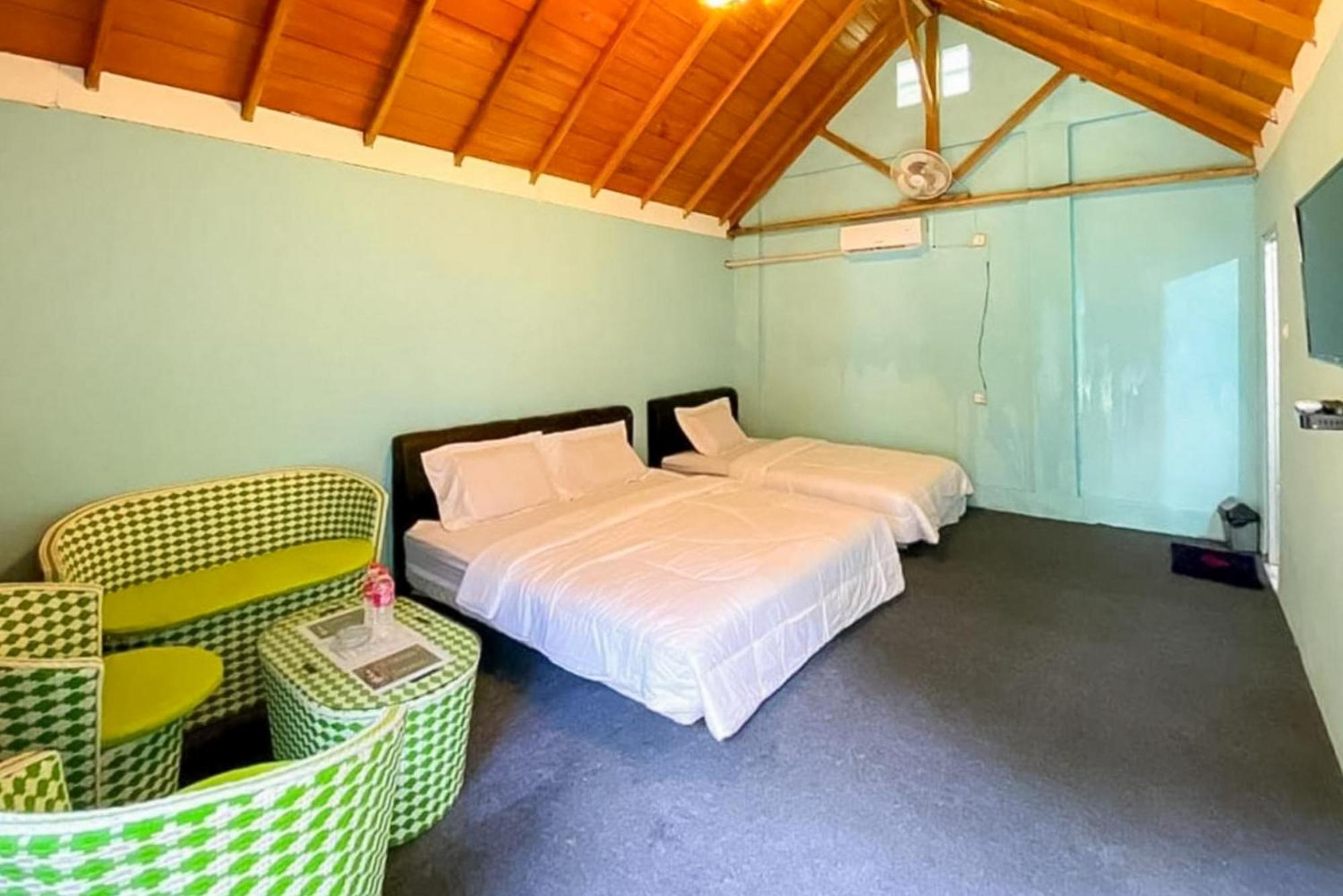 Reddoorz At Villa Waterfun Favour Pagar Alam Pagaralam Eksteriør billede