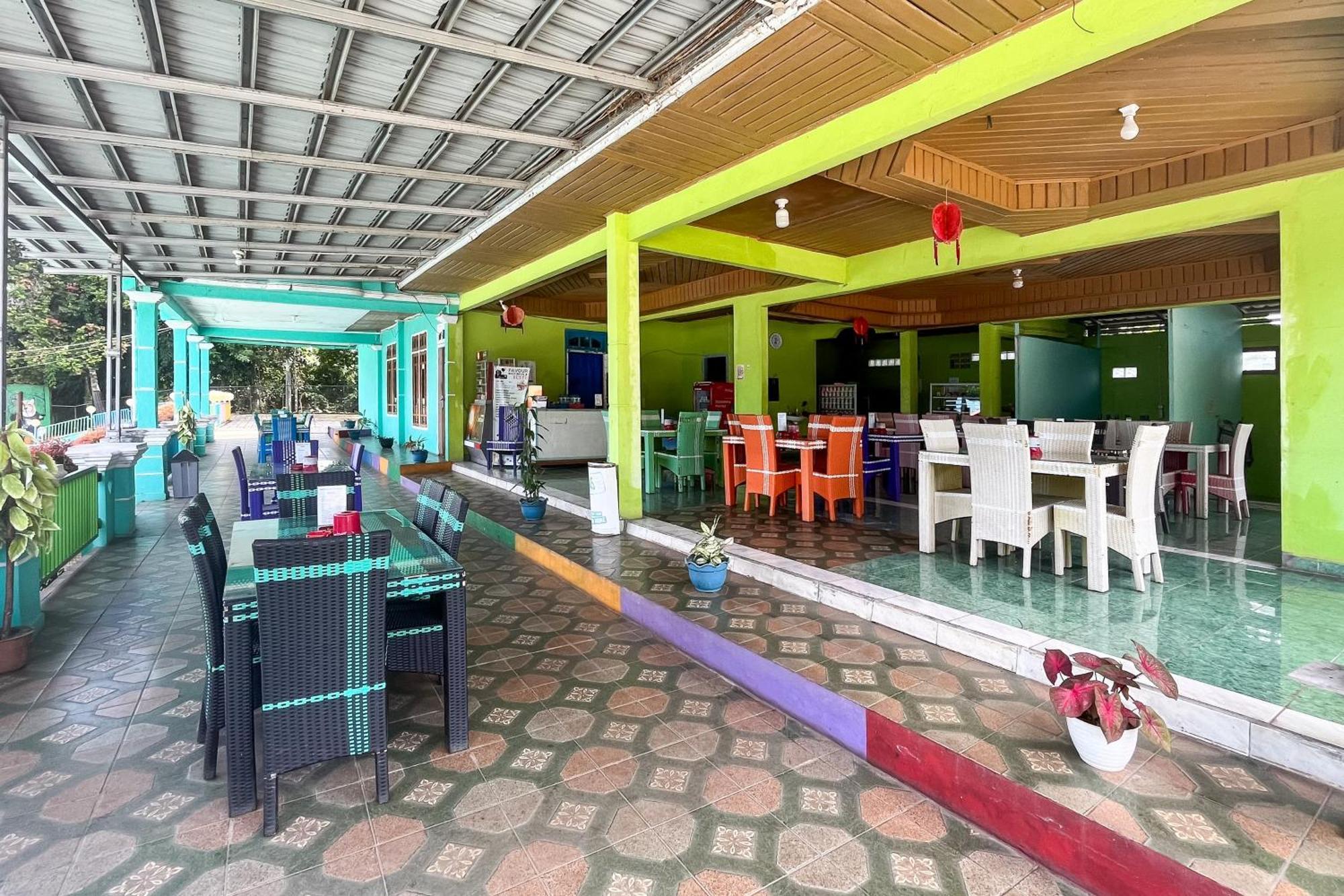 Reddoorz At Villa Waterfun Favour Pagar Alam Pagaralam Eksteriør billede