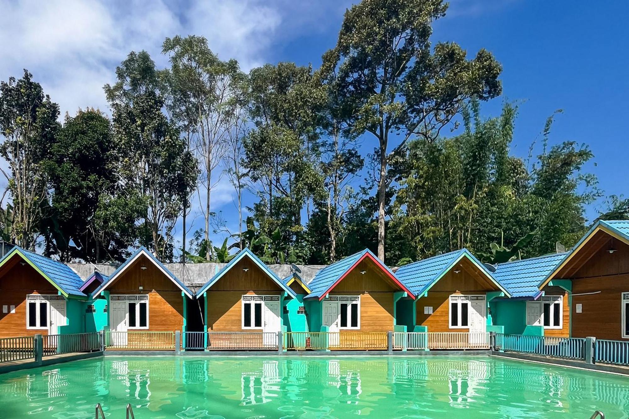 Reddoorz At Villa Waterfun Favour Pagar Alam Pagaralam Eksteriør billede